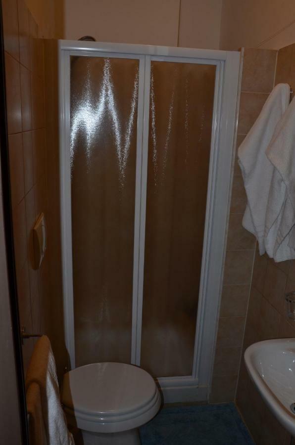 Ines Downtown B&B โรม ภายนอก รูปภาพ